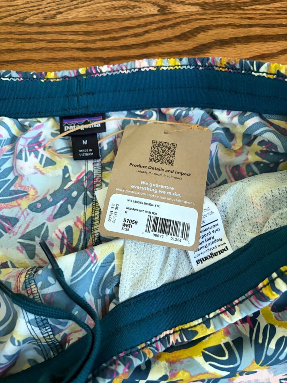 Patagonia Women's Baggies 5" Shorts Size Medium Wild Botanist: Tidal Teal 57059 - Picture 6 of 10